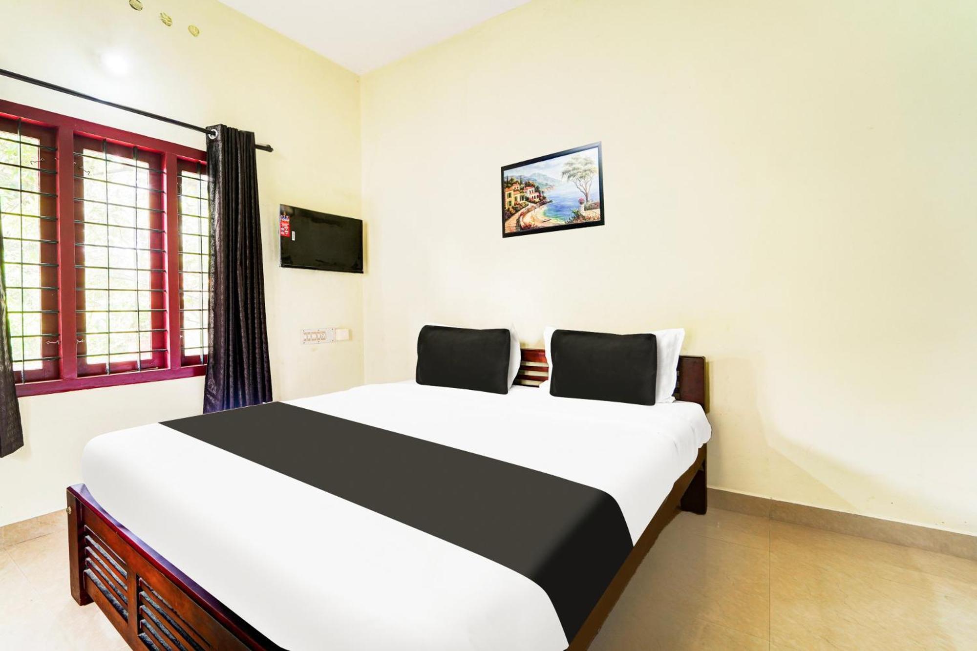 Super Hotel O Nettoor Near Lakeshore Hospital Kochi Eksteriør billede